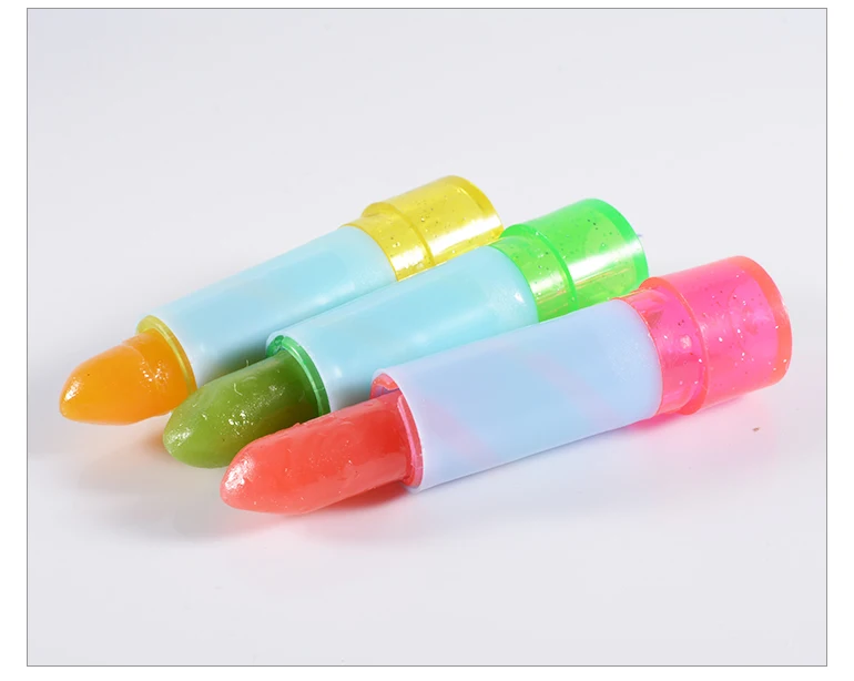 China Manufacturer Fruity Lipstick Lollipop Lolly Toy Candies Lipstick