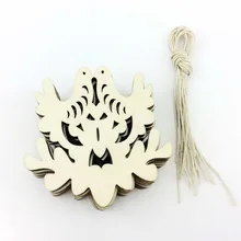 Kvalitní dřevěná ozdoba na vánoční stromeček, 8×8 cm, 10 ks/bal