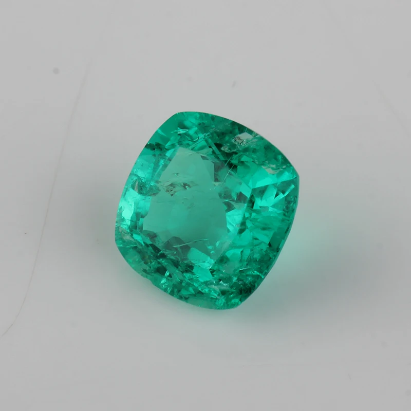 

Wholesale Dark green Color Cushion Cut Hydrothermal Lab Created Russian Emerald