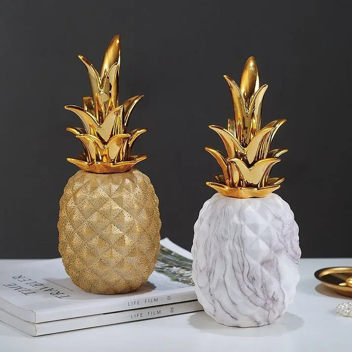 Hot Sale Shiny Glaze Colorful Ceramic Pineapple Decor With Gold