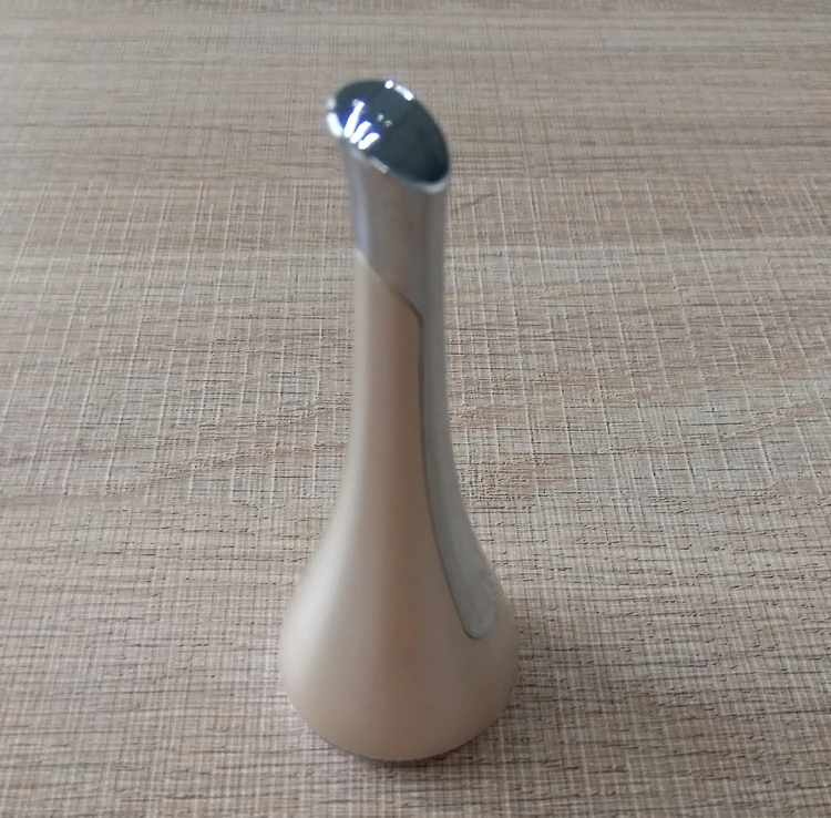 
Wireless skin care tools magnetic induction device eye face massager micro current vibration beauty equipment M-1408 