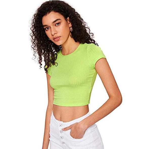 

Women's Scoop Neck Crop Top, Rich in color