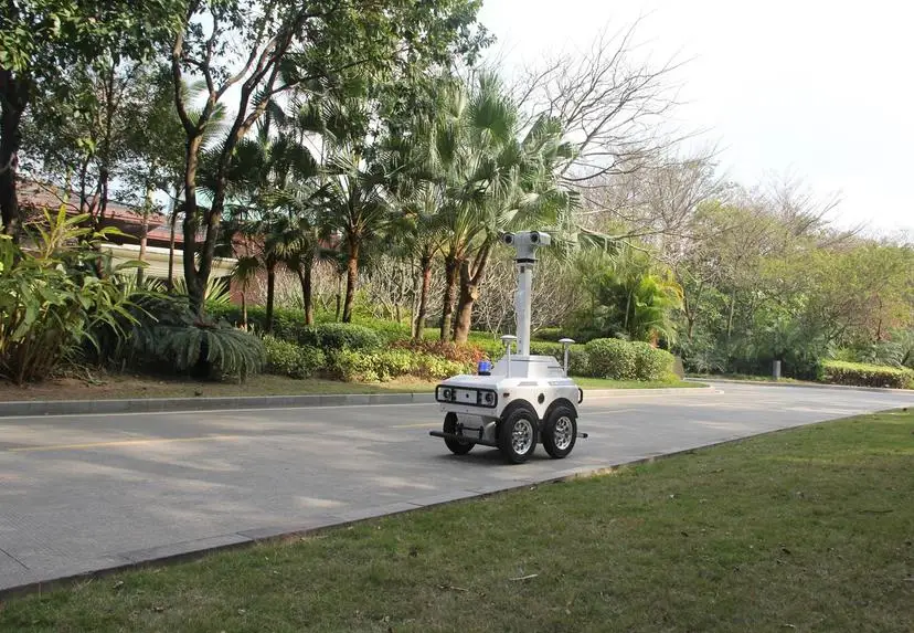 Security Patrol Robot-7.jpg