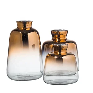 Image of Hot Selling Luxury Borosilicate Small Mouth Blown Restaurant Table Flower Mini Glass Vase