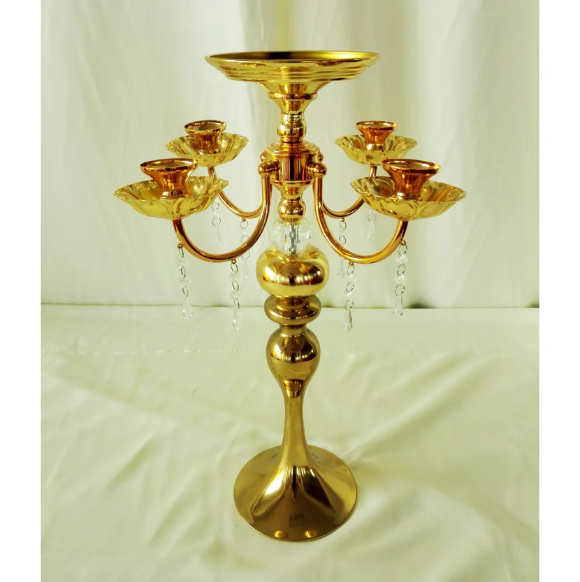 5臂黄金婚礼烛台与花盆