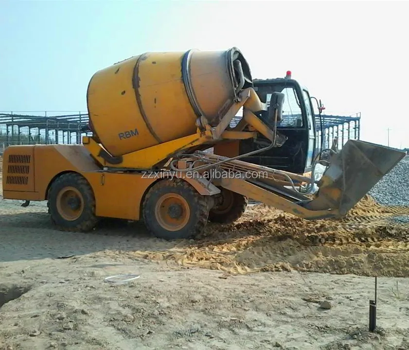 Small Capacity Self Loading Ready Mix Concrete Mixer Truck Car
