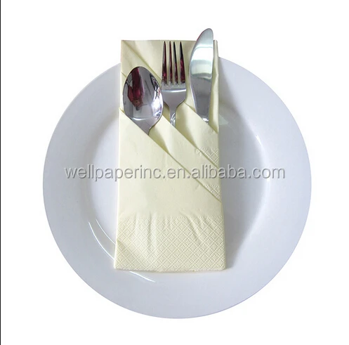 Warna serbet dengan tas untuk sendok garpu di depan-Kertas 