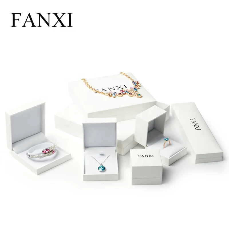 

FANXI Creative Design Jewelry Storage And Display Boxes With Leather Insert Customized Leather Jewelry Box, White