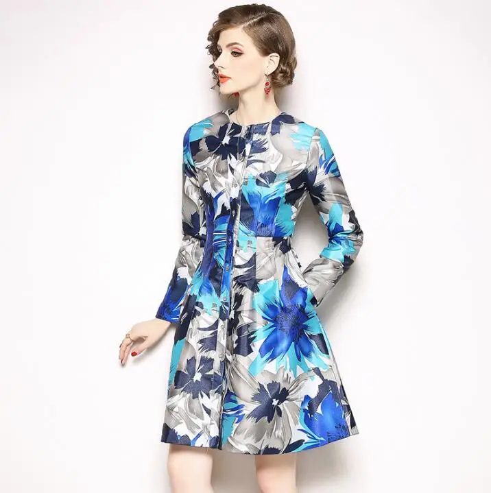 

2019 New Style Autumn Winter Ladies Clothes Print Slim Long Sleeve Trench Coat 3-row Buttons European American Long Overcoat