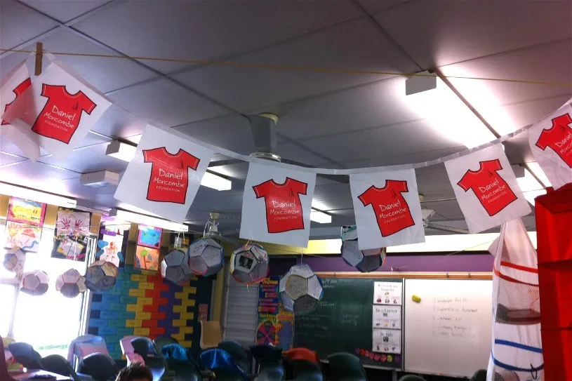imagesDaniel Morcombe Foundation - Custom Bunting from FlagsRFun -.JPG
