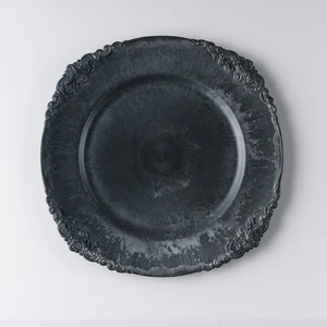 Image of Plastic Charger Wedding Cake Plates For Dinner or Home Decoration
