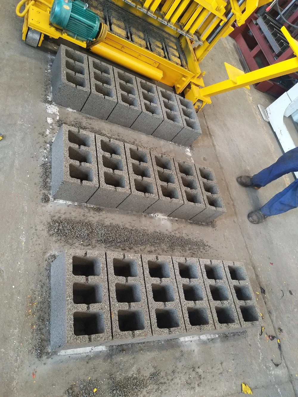 Qmy630 Egg Laying Concrete Block Making Machine Price In
