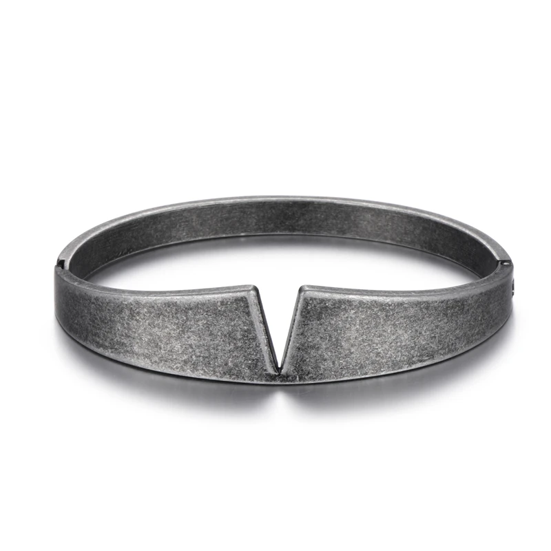 

Creative Latest Heavy Feel Design Retro Ancient Silver Stainless Steel Bracelet