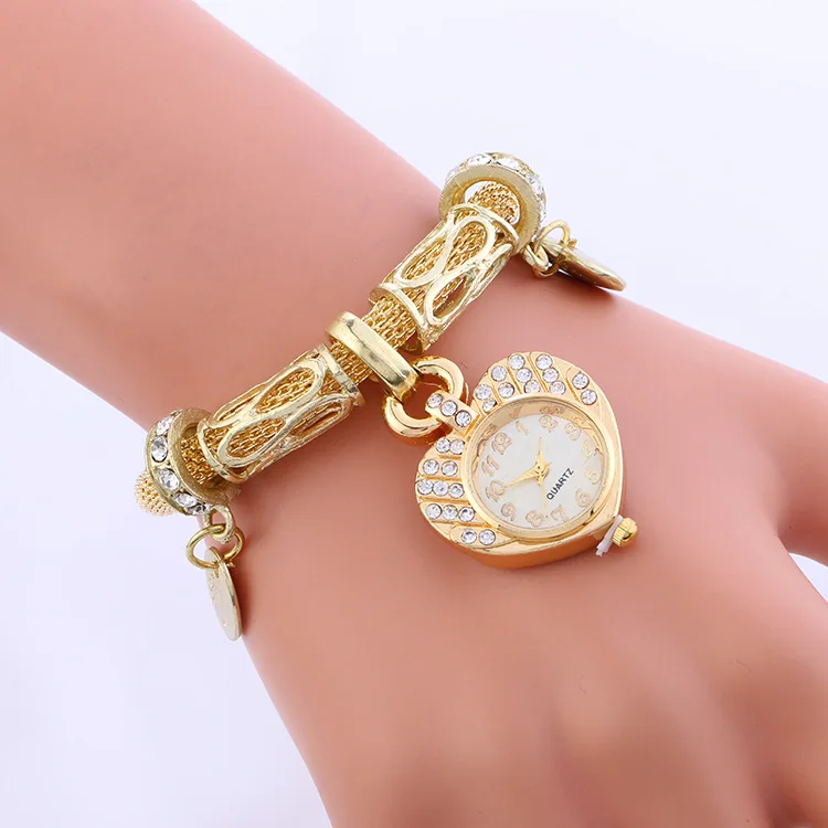 

2019 Fashion New Ladies Diamond Bracelet Watch Japan Movt Quartz Watch Stainless Steel Bracelet Watch Women, As shown