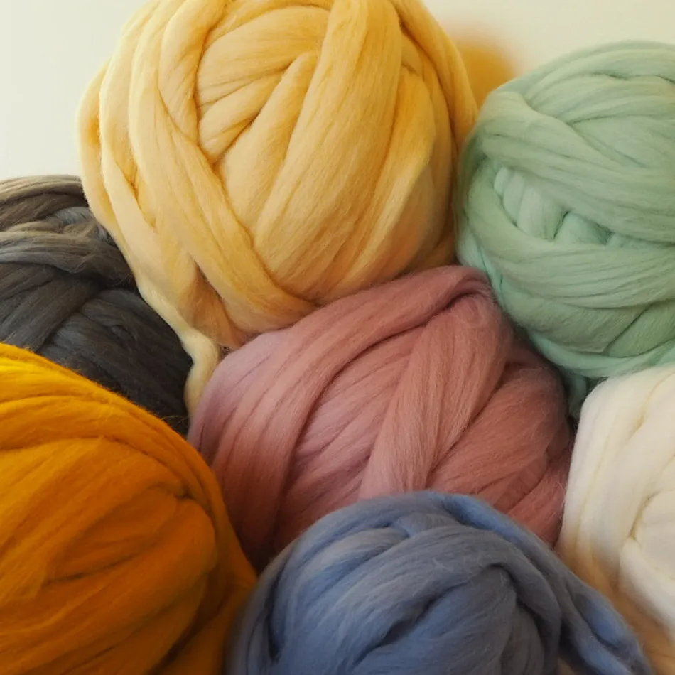 
Dyed Wool like Soft 100% Acrylic Super Chunky Vegan Yarn for arm knitting 100% Acrylic Yarn 