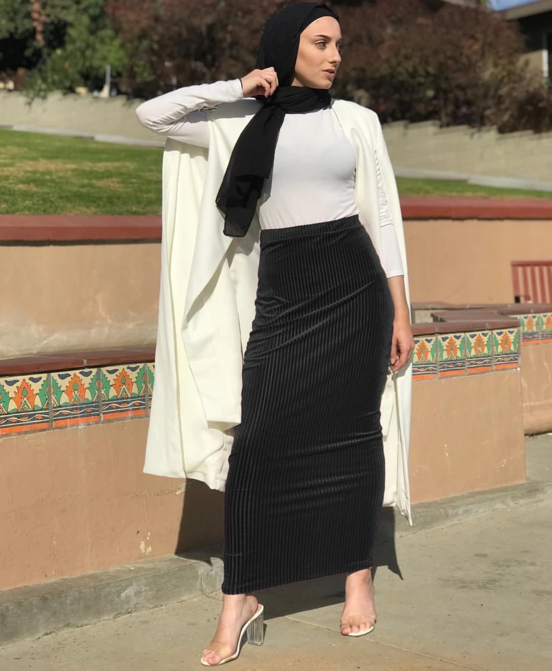 Hot Sale New Fashion Velvet Skirts Long Skirts For Young Women Muslim Girls Buy Long Skirt For Muslim Women Women Velvet Ong Skirts Long Maxi Skirt For Women Product On Alibaba Com