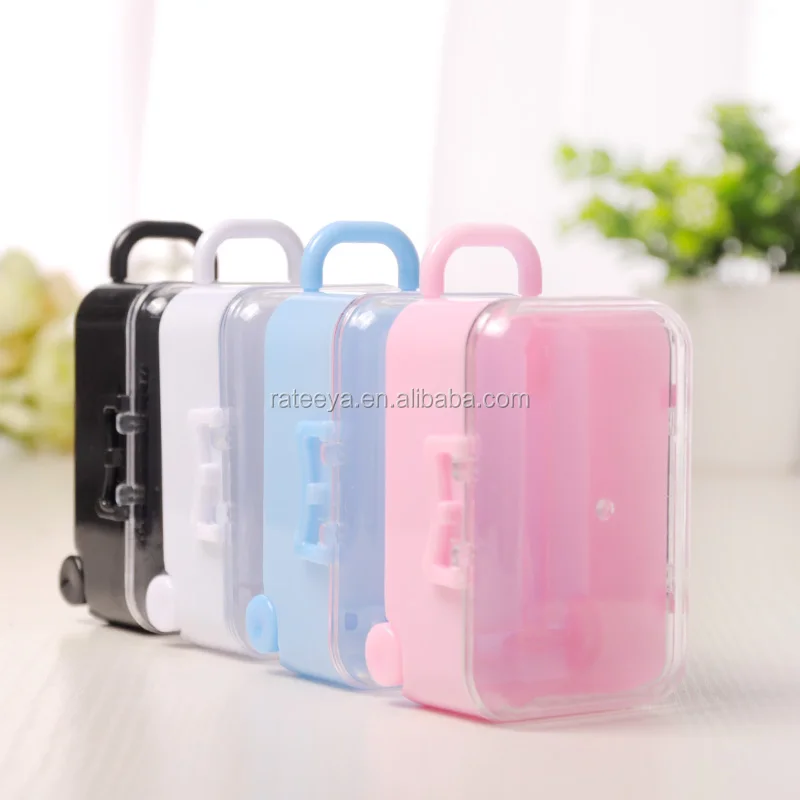 

Creative trolley case piggy bag shape plastic candy box with cartwheel for children Bridal Favor Accessories