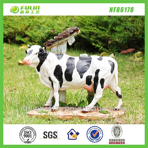 resin cow statue