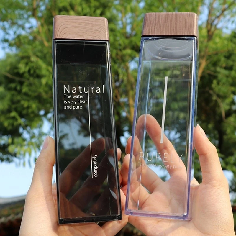 

BPA Free PlasticSquare Water Bottle With Wooden Lid