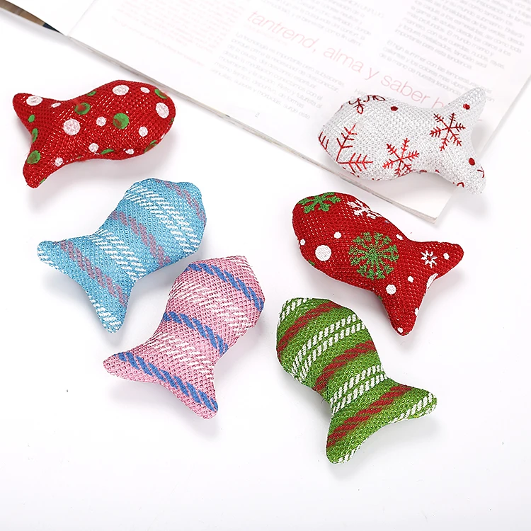 

christmas fish shape interactive cat toy built-in catnip pet products wholesale in stock fast deliivery cat toy