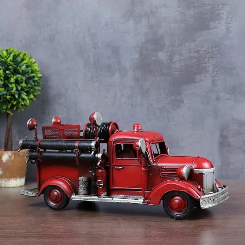 Metal Old Fire Truck Figurine Vintage Model Figurine Retro Truck Model