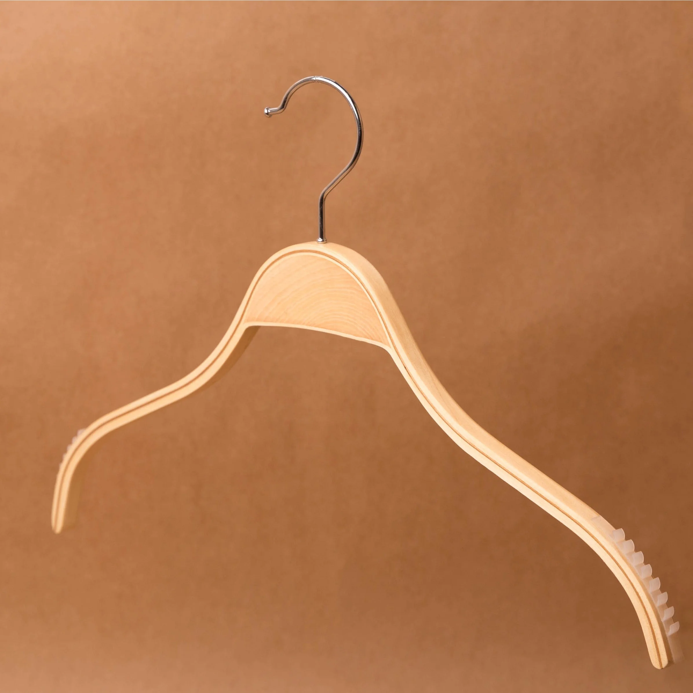 

LAVINIA Dubai Splash Clothing Non Slip Guilin Wooden Hanger Clothes for Fashion and Apparel Stores, Any color