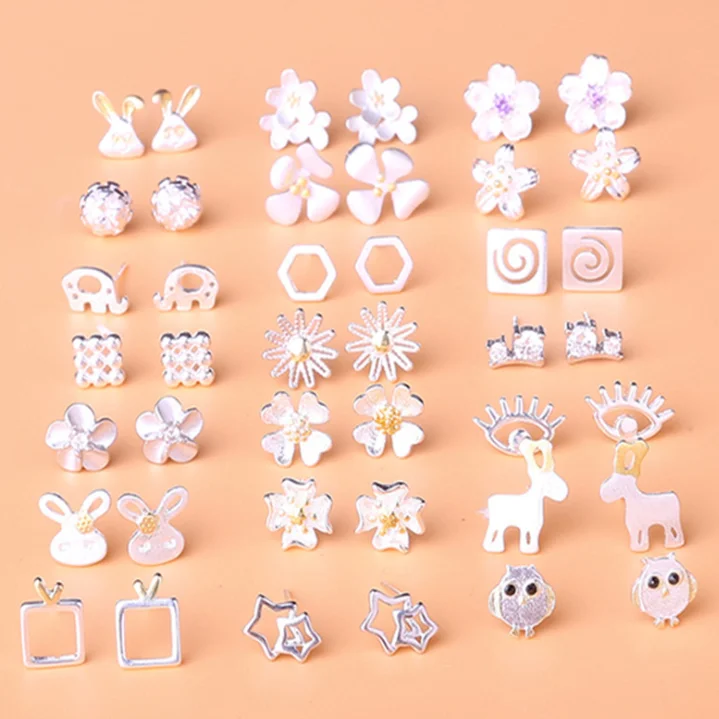 

S925 Silver anti allergy magic fish heart stud earrings