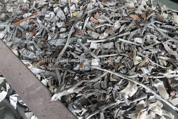 
Metal chip shredder 