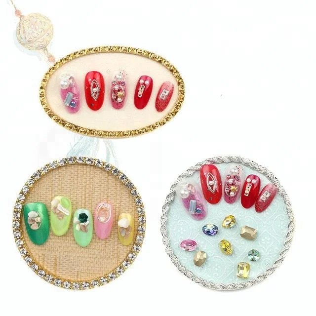 

Fashionable Mini Metal Round Oval Photo Frame For Decoration Nail Art Work Display