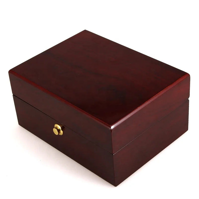 Small MOQ Custom Logo Printed Wooden Watch Box With Gold Lock