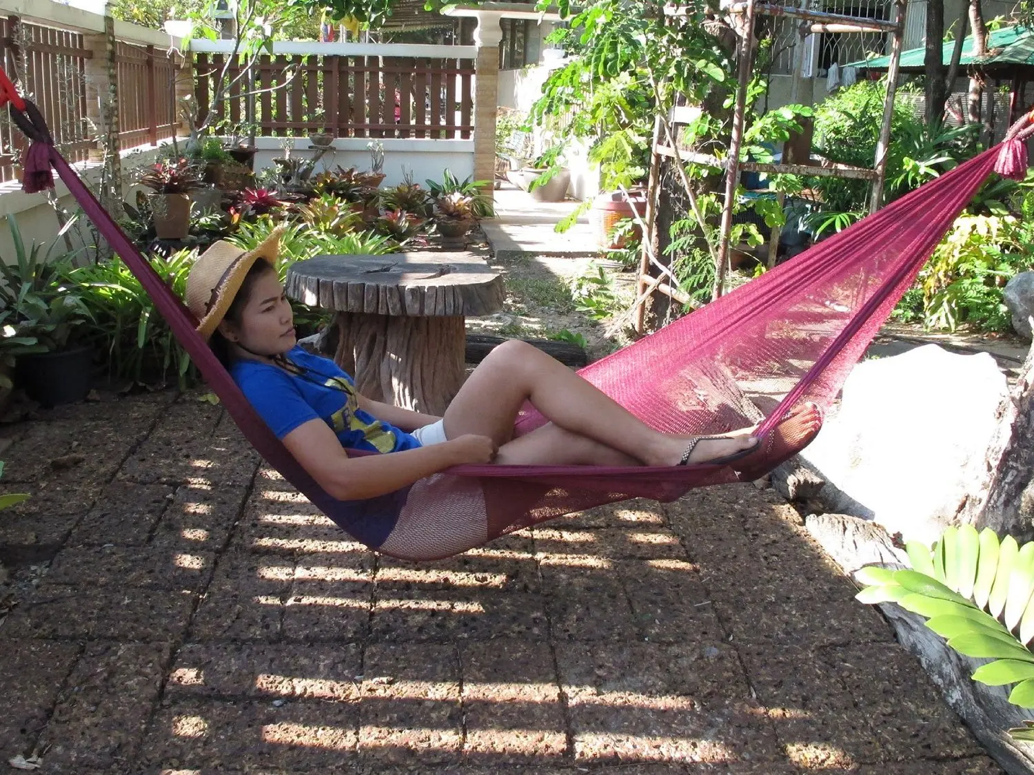 Portable Nylon Hang Mesh Net Outdoor Travel Camp Hammock Garden Sleeping Bed Size long 106 Inch.
