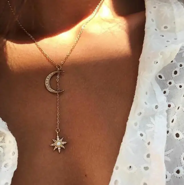 

Bohemian Moon Star Multi-layer Necklace Choker Brilliant Pendant Rhinestone Beach Necklace (KNK5097), Silver, gold