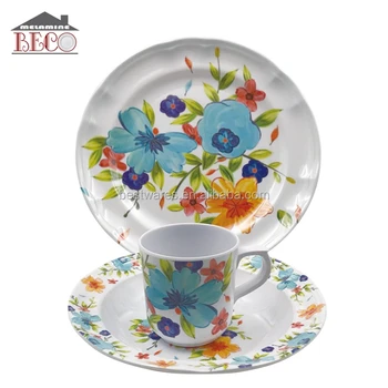 colorful dinnerware