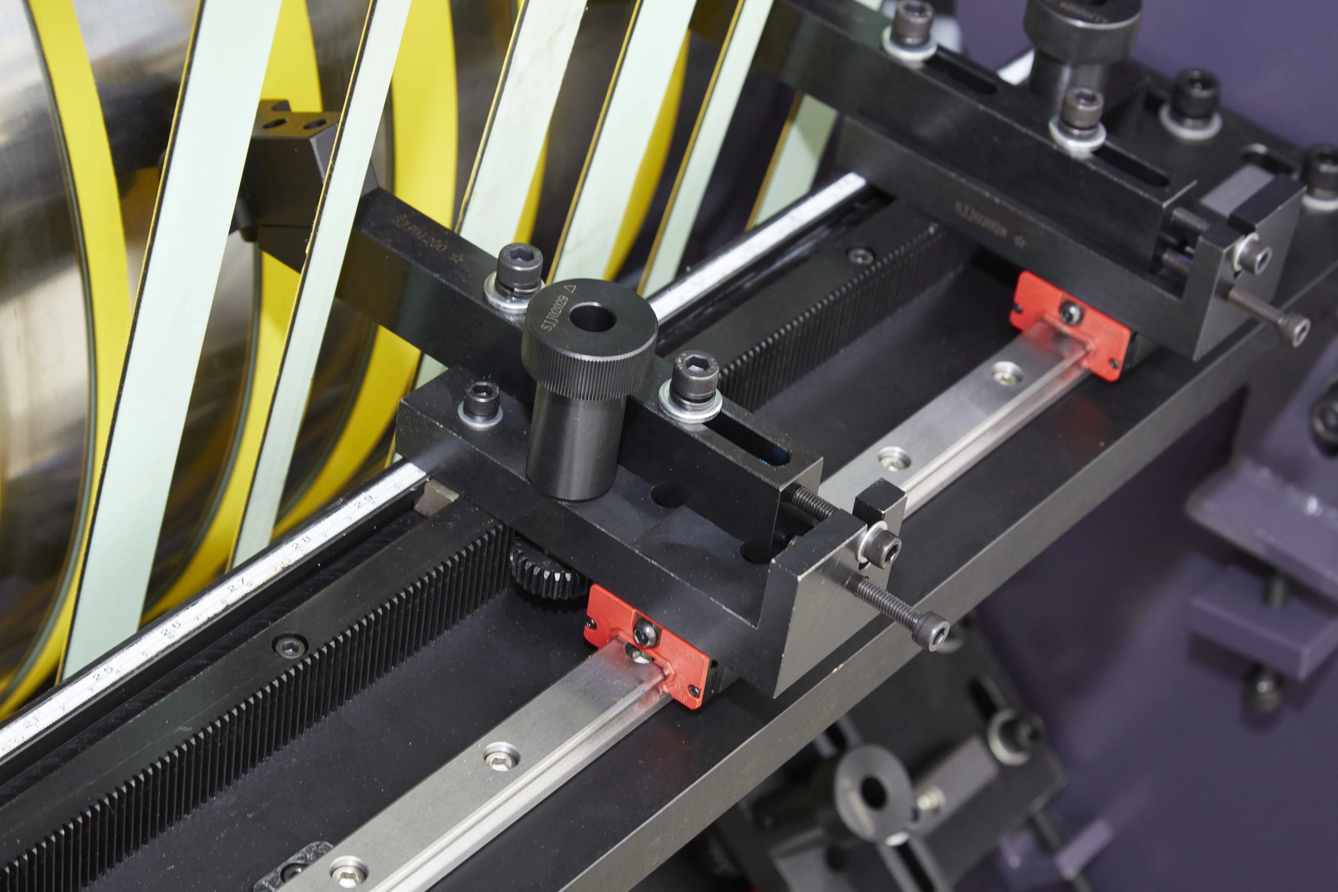 经济纸板密度板开槽机