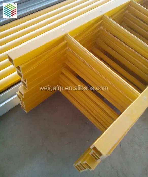 Light weight and easy to transport fiberglass cage ladder