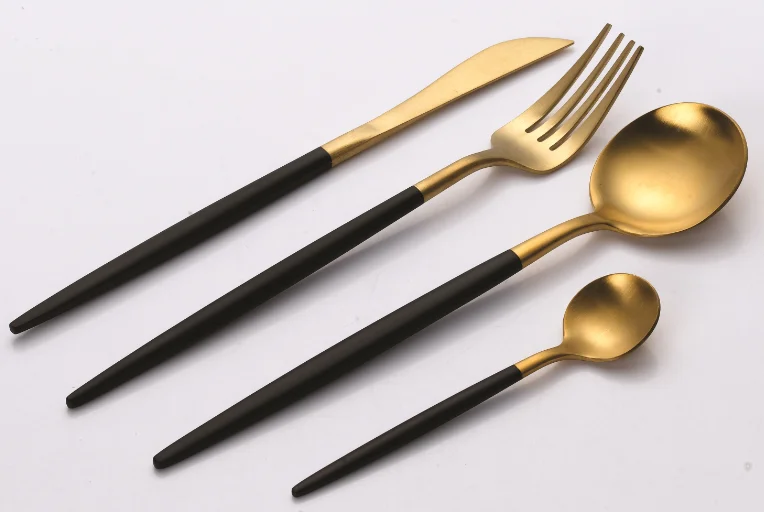 Popular Modern Luxury stainless steel fork and spoon dinner set for 12Pcs golden cutlery set dinnerware supplier