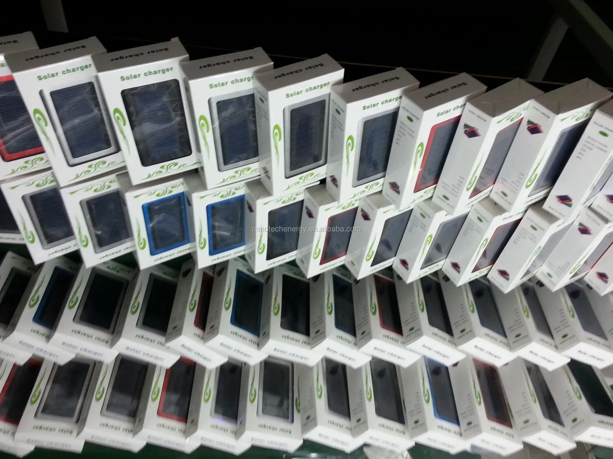 Convenient and cabinet 4400 mAh power bank