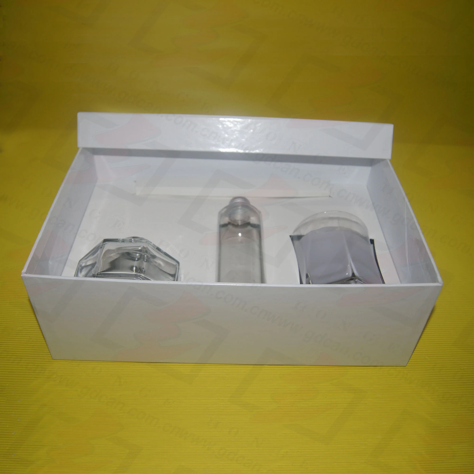 Corrugated Paper White Cardboard Boot Box With Custom Design Buy