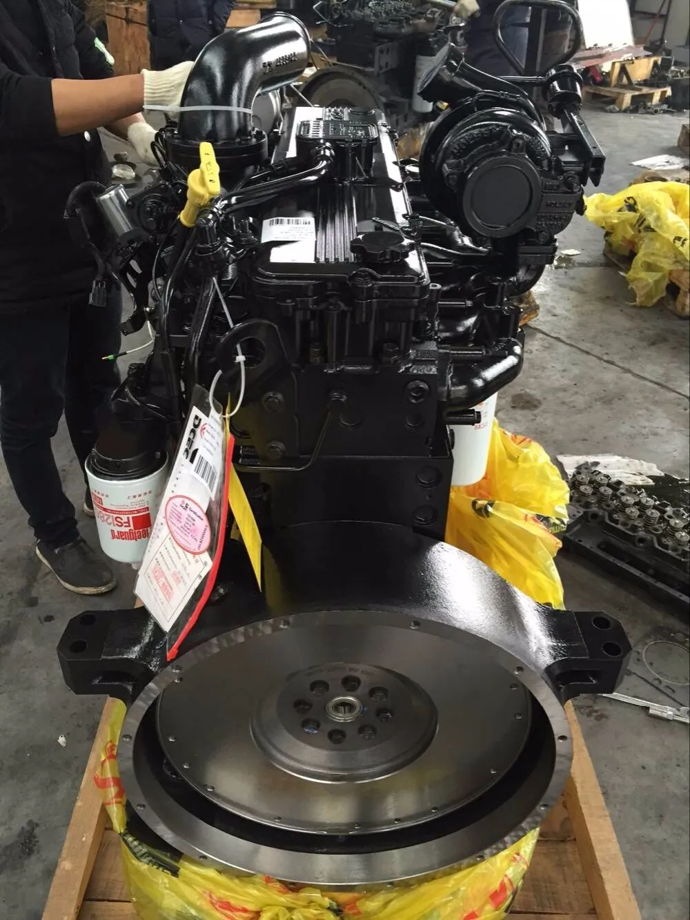 Turbo Charged Cooling Cummins L Series 6ltaa8.9c300 Diesel Engine