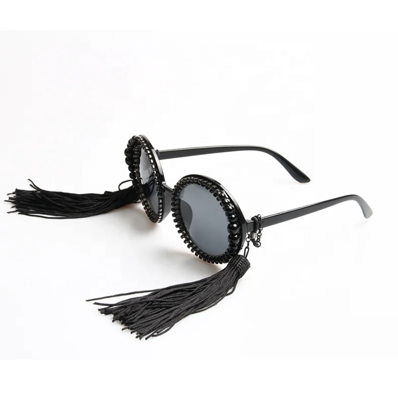 

New fashion retro tassel baroque pearl sunglasses women's Summer beach rhinestone vintage circle Black sun glasses female, Gray