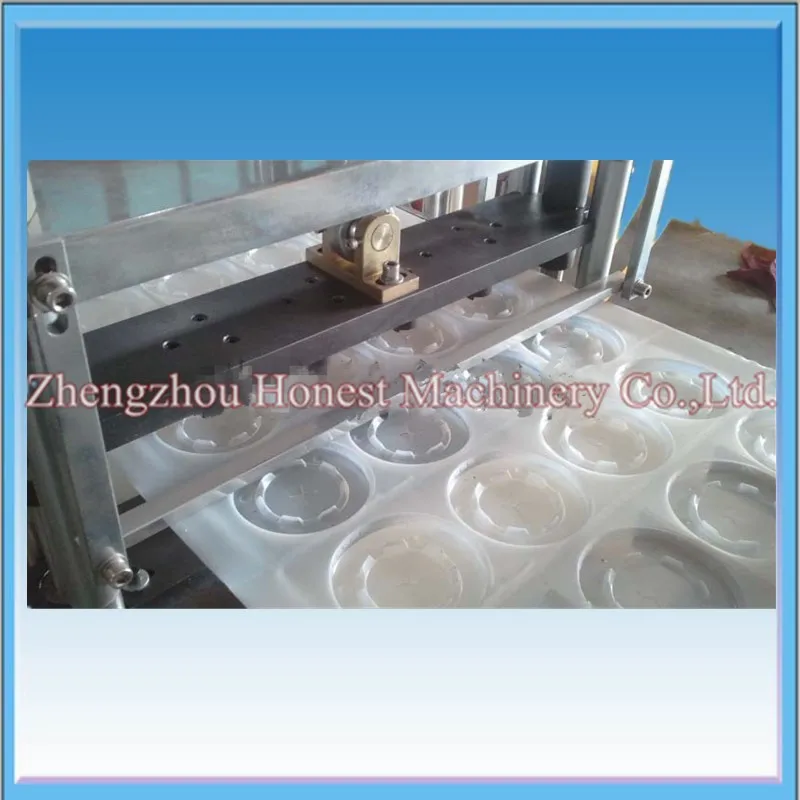 Automatic Plastic Cup Lid Forming Machine / Paper Cup Lid Machine