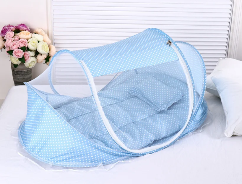 Wayxing Baby Tent Sun Shelters for Infant Blue Baby Travel Crib with Mosquito Net Portable Baby Travel Bed Pop Up Beach Tent Sun Shade 