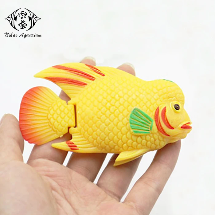 Toys for store flowerhorn fish