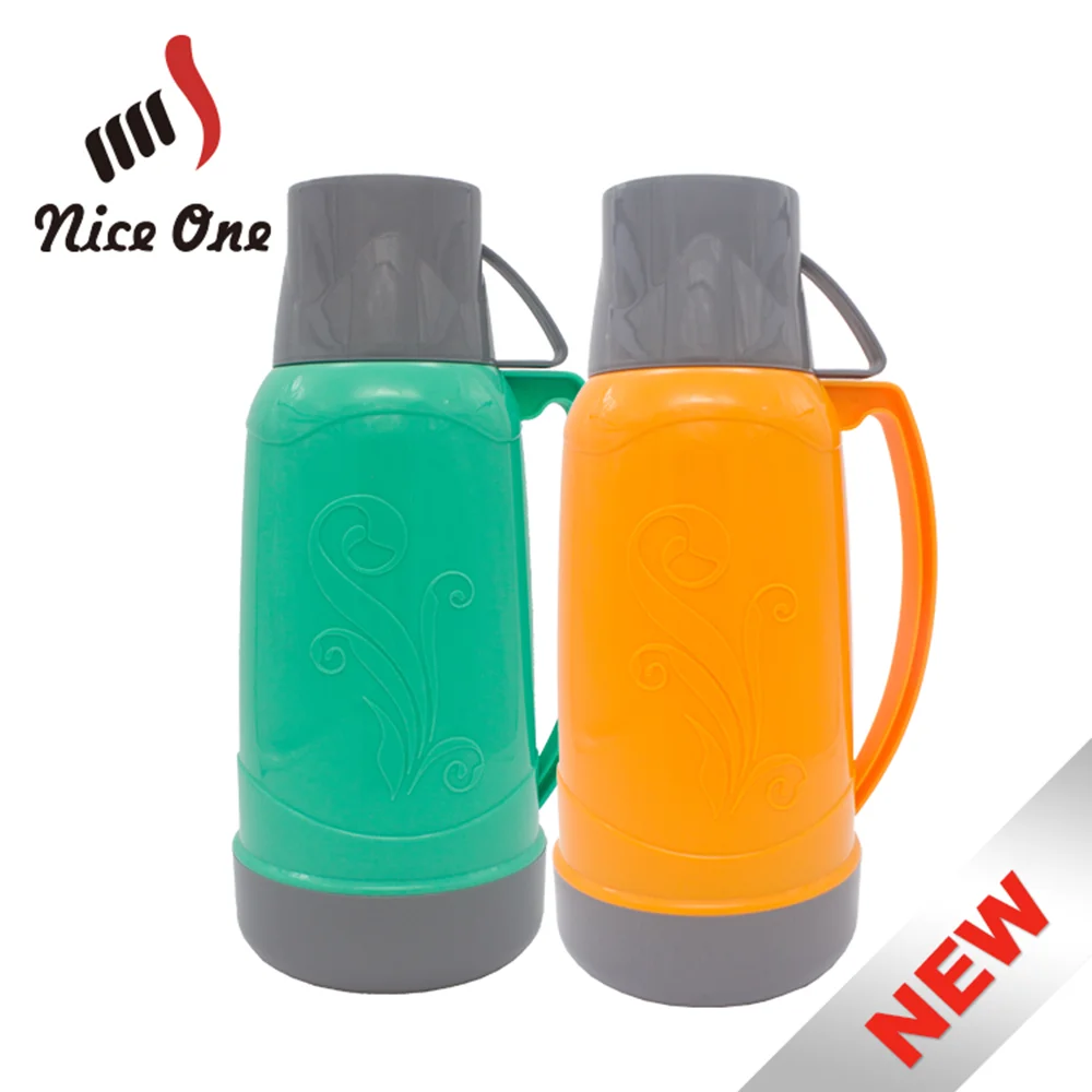 Igloo Inner Glass Thermos 1.8 Liter 60oz with two cups hot cold