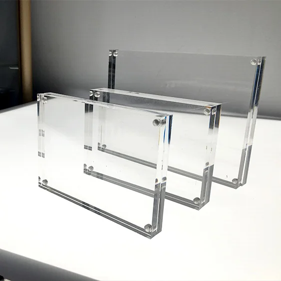 Acrylic photo holder_1.jpg