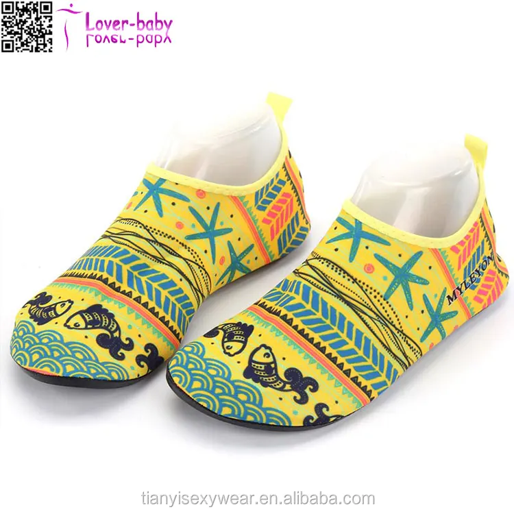

Quick Drying high quality fashion swim shoes made in china