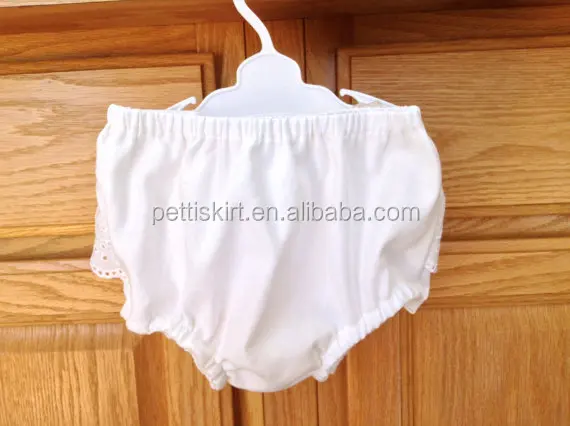 Sous Vetements En Coton Blanc Pour Bebe Fille Culotte Avec Dentelle 5 Pieces Buy Satin Culottes Pour Enfants Bebe Fille Culottes Bebe Coton Sous Vetements Diaper Cover Product On Alibaba Com