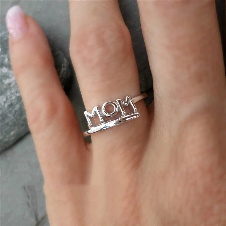 

Romantic Female Mom Letter Ring Fashion Silver Color Finger Rings For Women Mother's Day Gift Promise Anniversary Ring