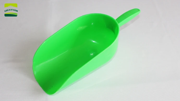 GREAT FARM plastic feed scoop food spoon shovel for animal feed