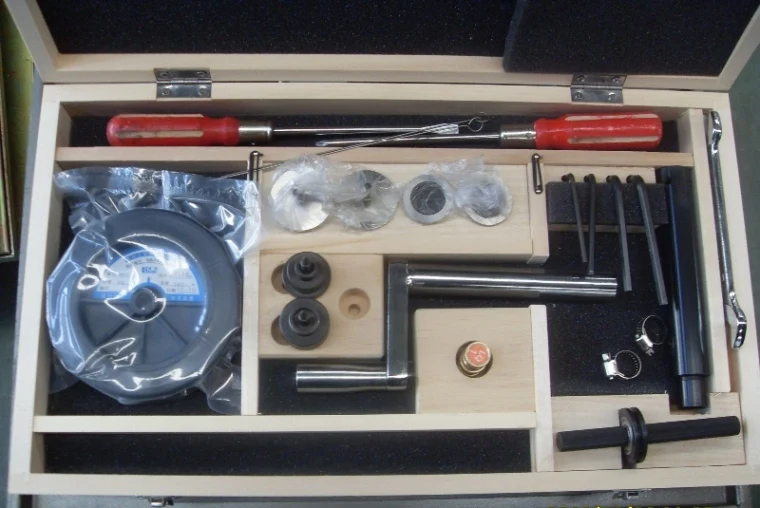 2015 suzhou baoma top edm wire cut machine DK7732C/electric discharge machine/wire cutting machine